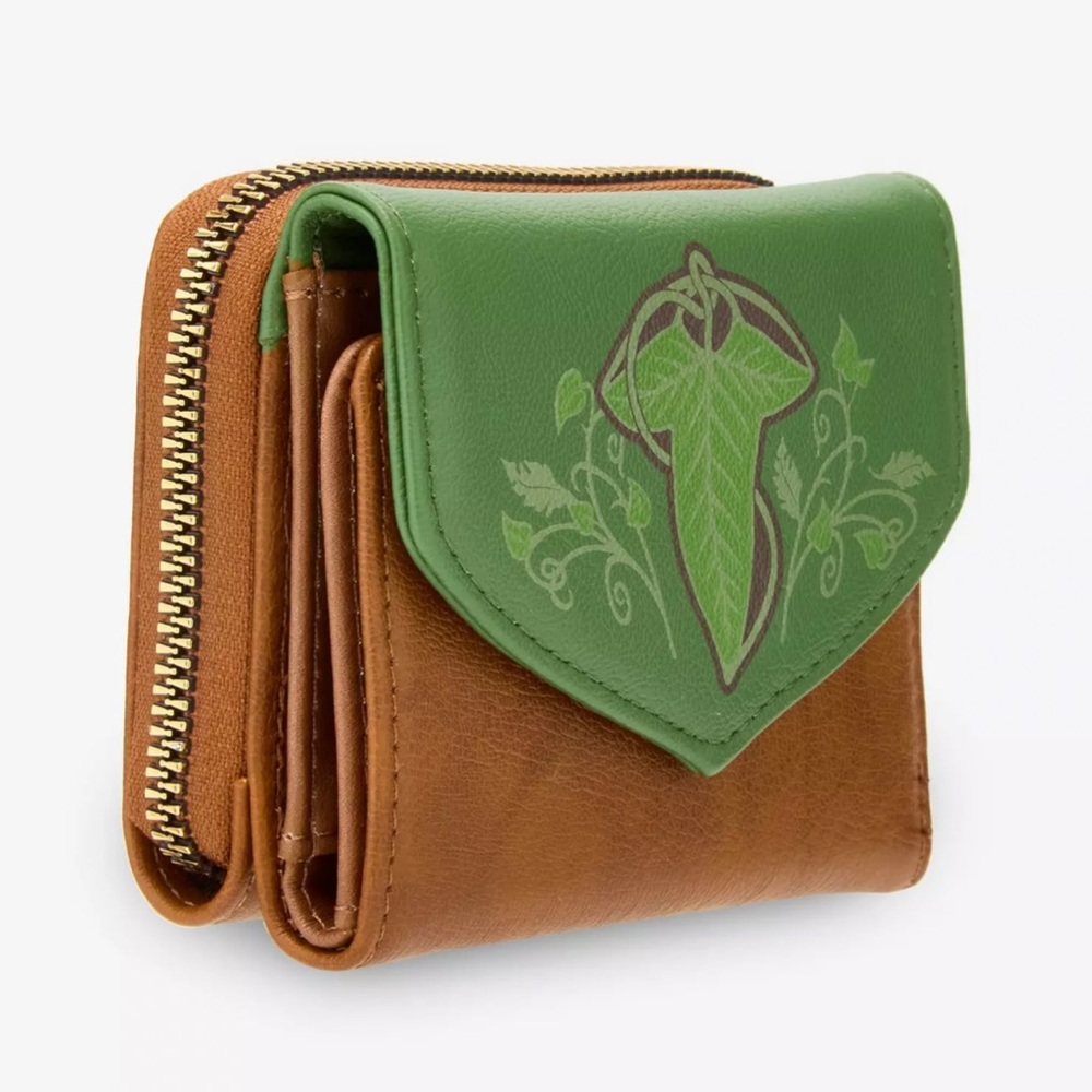Her Universe The Lord Of The Rings One Ring Leaves
Messenger Bag & Wallet Set - Picture 8 of 11